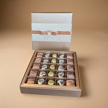 Görseli Galeri görüntüleyiciye yükleyin, Çikolata Assorti
