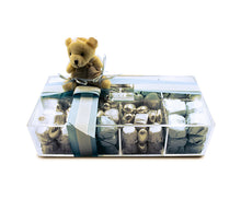 Görseli Galeri görüntüleyiciye yükleyin, Erkek için Minik Ayıcık Detaylı Akrilik Dikdörtgen Kutu
