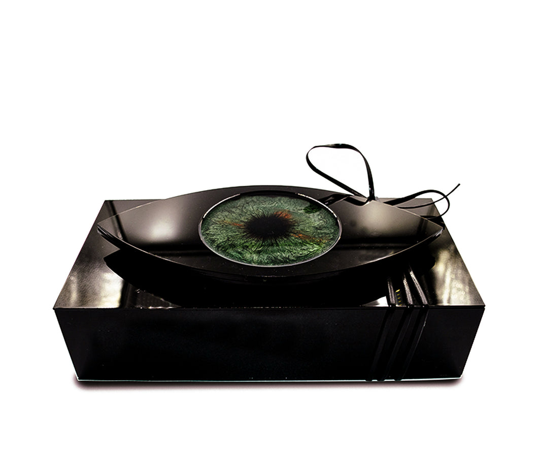 Göz Detaylı Siyah Akrilik Kutu