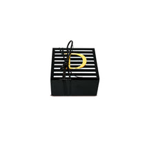 Görseli Galeri görüntüleyiciye yükleyin, Kişiye Özel Harf Detaylı Akrilik Kutu
