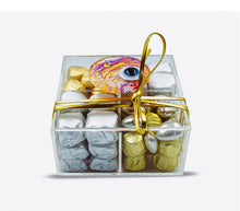 Görseli Galeri görüntüleyiciye yükleyin, Gözlü Akrilik Kutu
